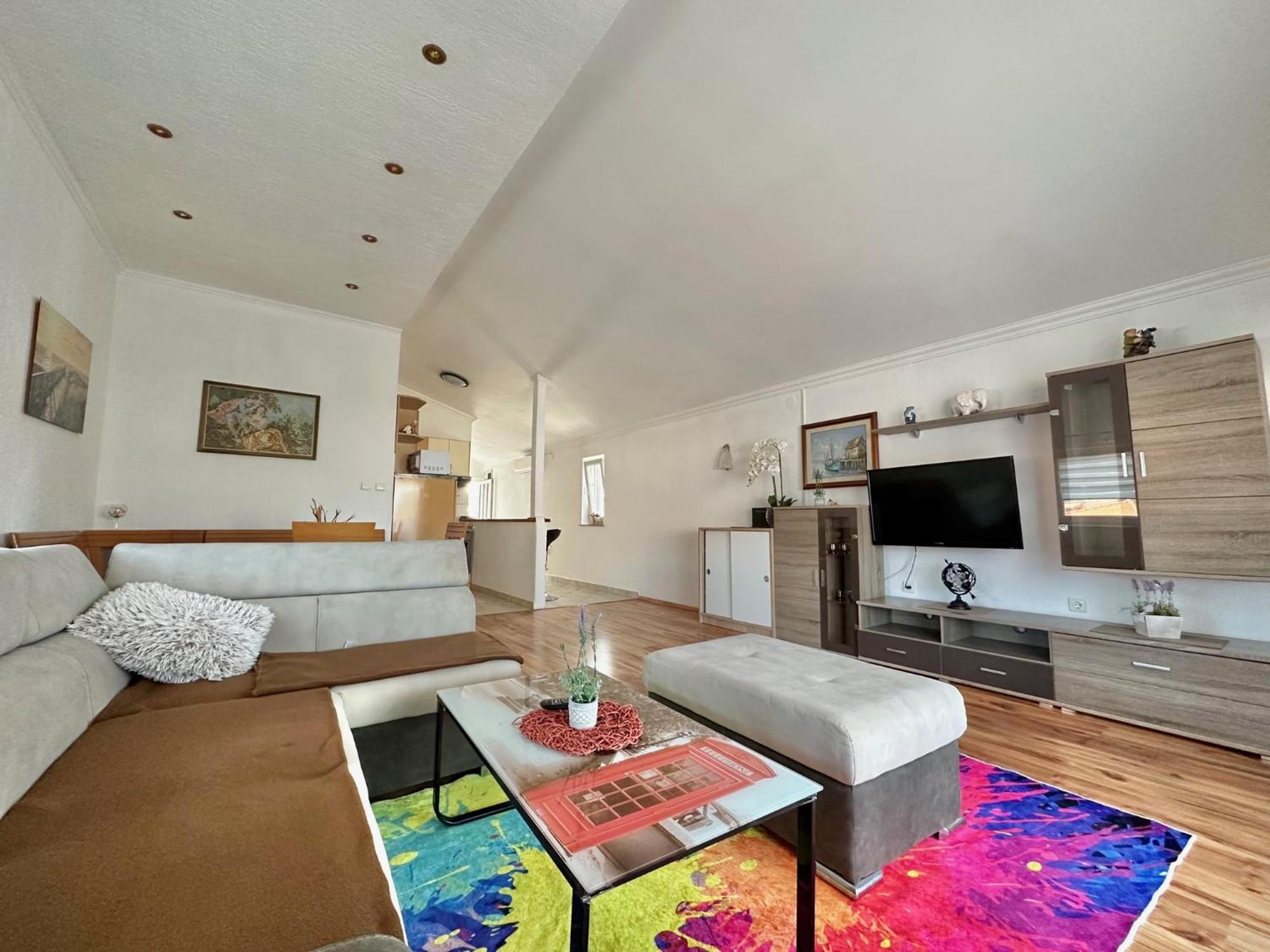 Apartments Hajl คิร์ก ภายนอก รูปภาพ