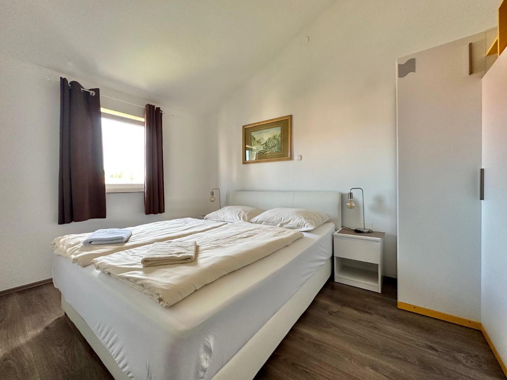 Apartments Hajl คิร์ก ภายนอก รูปภาพ