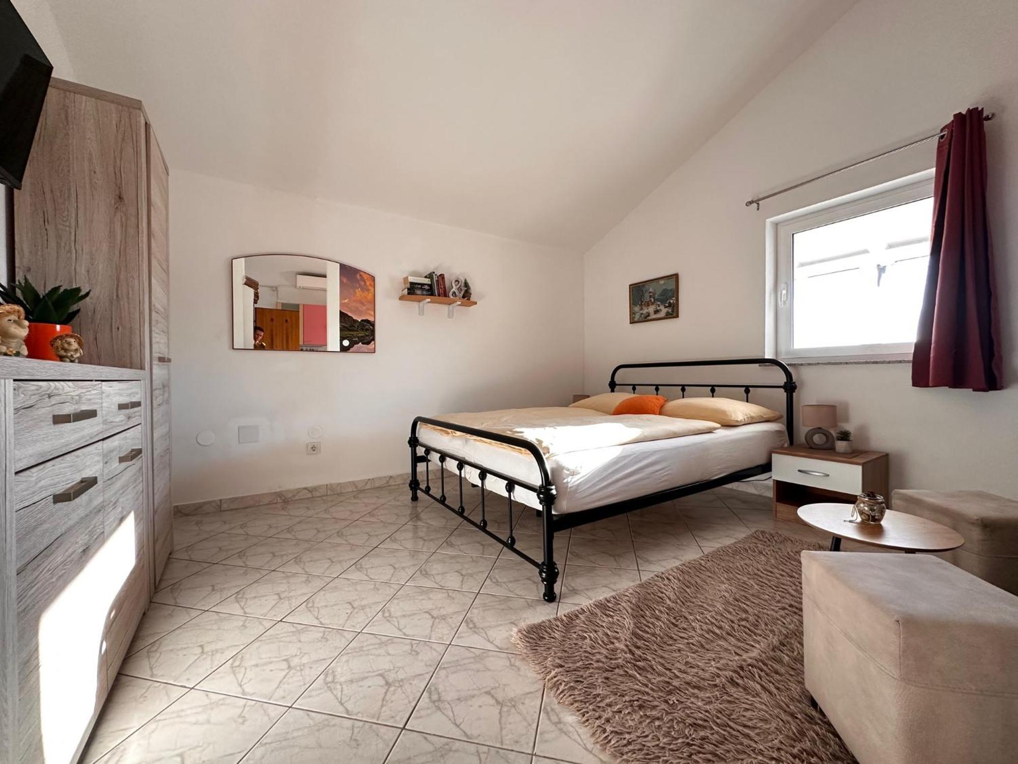 Apartments Hajl คิร์ก ภายนอก รูปภาพ