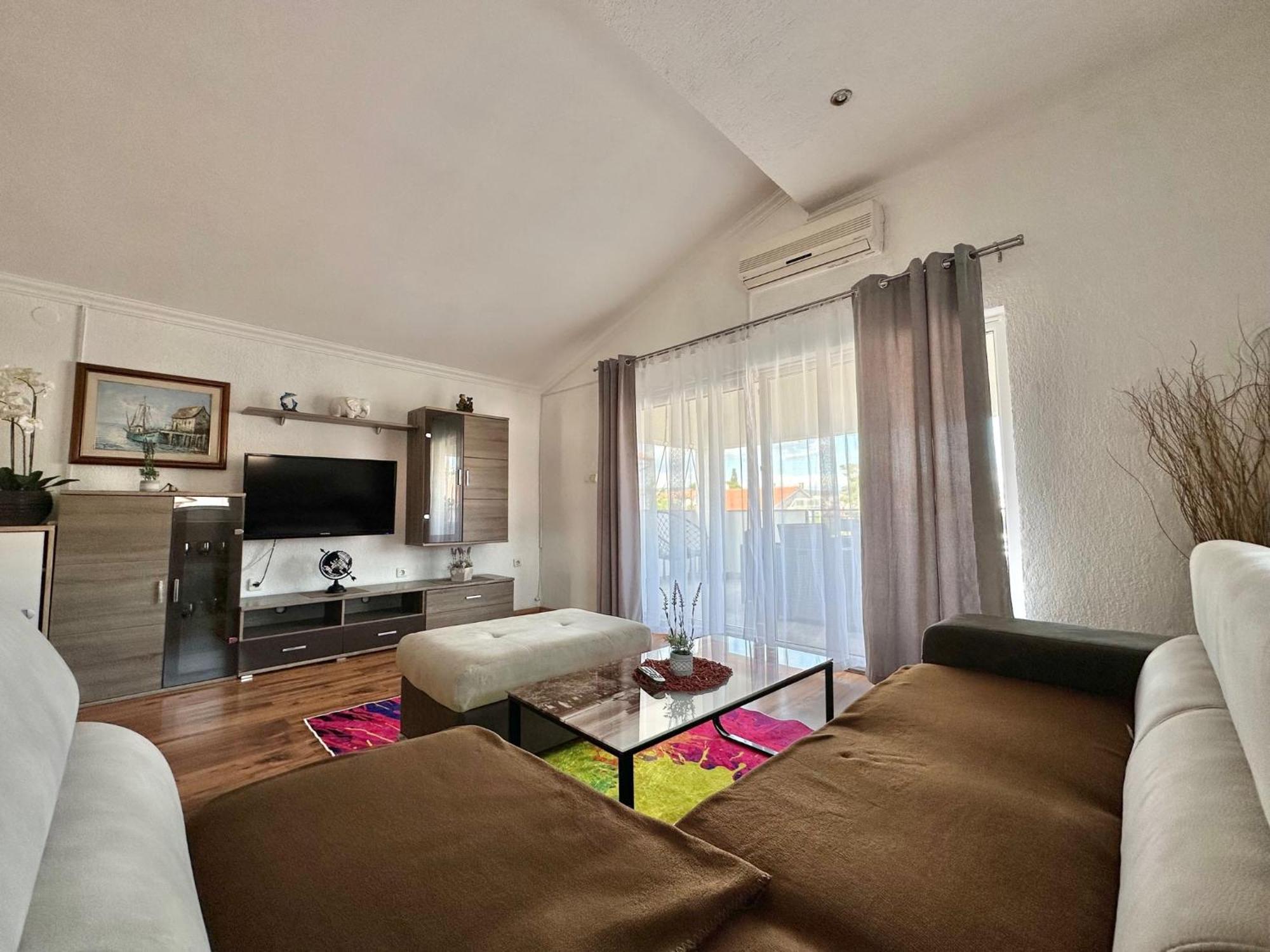 Apartments Hajl คิร์ก ภายนอก รูปภาพ